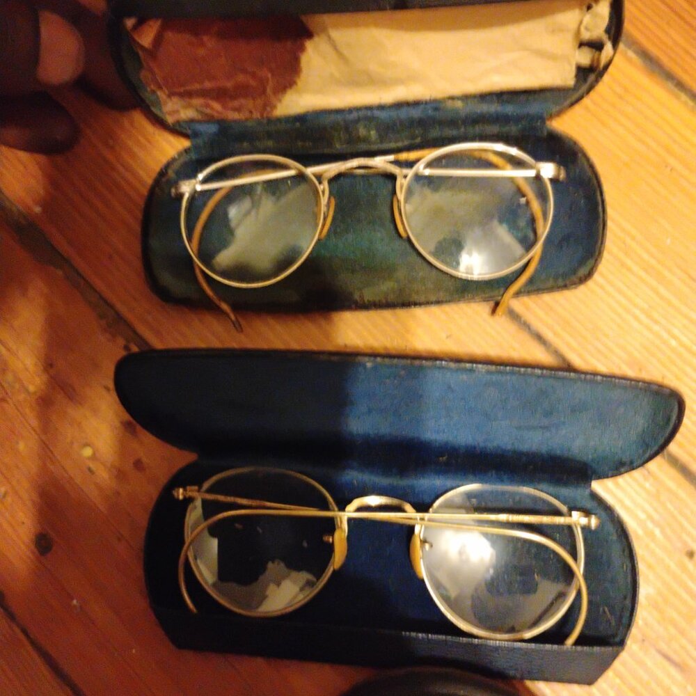Antiques - Picture 3 of 16